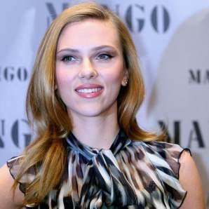 Scarlett Johansson Hairstyles Gallery, Long Hairstyle 2011, Hairstyle ...
