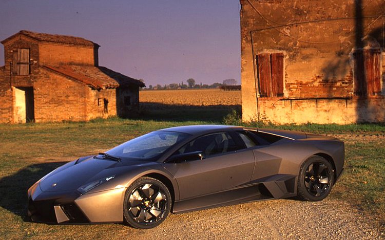 [112_0711_02z+lamborghini_reventon+front_view.jpg]
