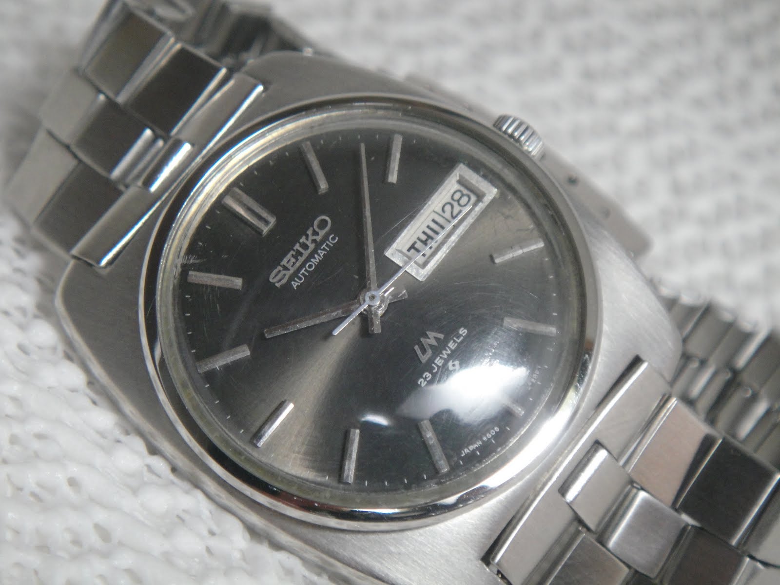 Antique Watch Bar: SEIKO LORD MATIC 5606-7130 SL02 (SOLD)