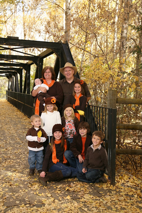 Nana,baby lola,Papa,taylor,peyton,hadlee,easton,me,cannon,brayden