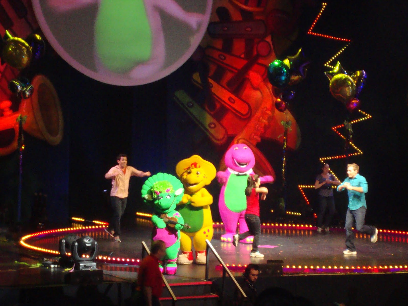 The Life of Riley: Barney Live!