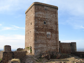 Historia y Genealogía: El castillo de Feria. Badajoz.