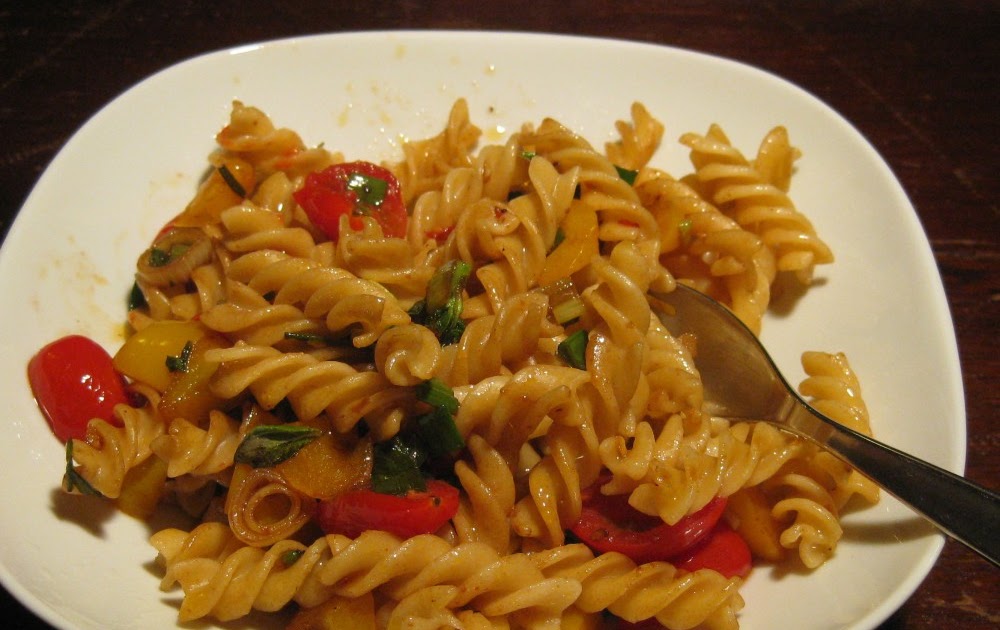 Barbaras Spielwiese: Pasta mit Paprika und Tomate