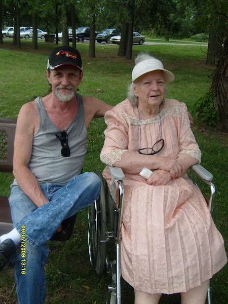Bobby Jones & Mom Lou Ann