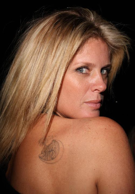 Rachel Hunter Tattoos - Celebrity Tattoo Images