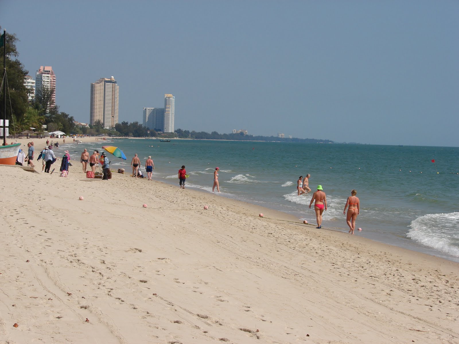 Preferred Accommodations: Regent Beach in Cha'am, Thailand