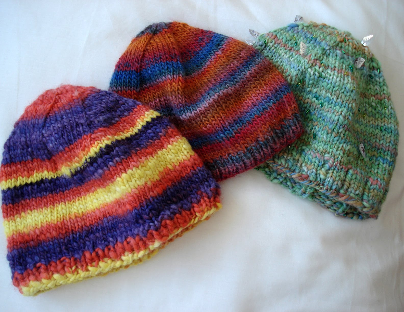 TLC Home &quot;Free Penguin Pal Hat Knitting Pattern&quot;