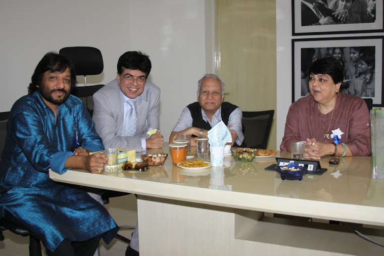 Roop kumar Rathod, Mukesh Sharma, Kumar Ketkar,& Kalpana Lazmi