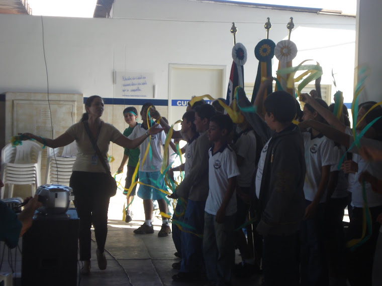 APRESENTAÇÃO CÍVICA