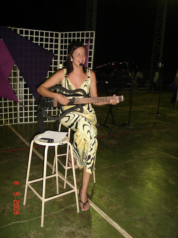 MÃE,UMA CANÇÃO DE NINAR.