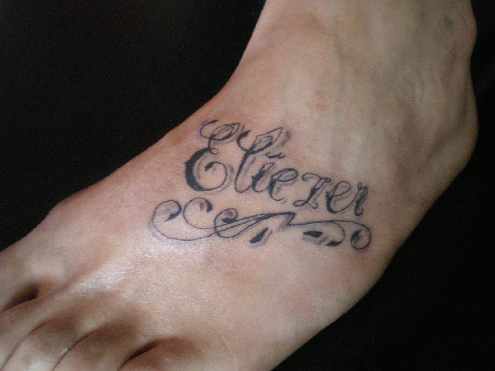 + TATTOO: Nombre + tattoo