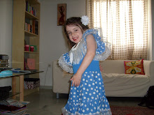 Mi hija vestida de sevillana