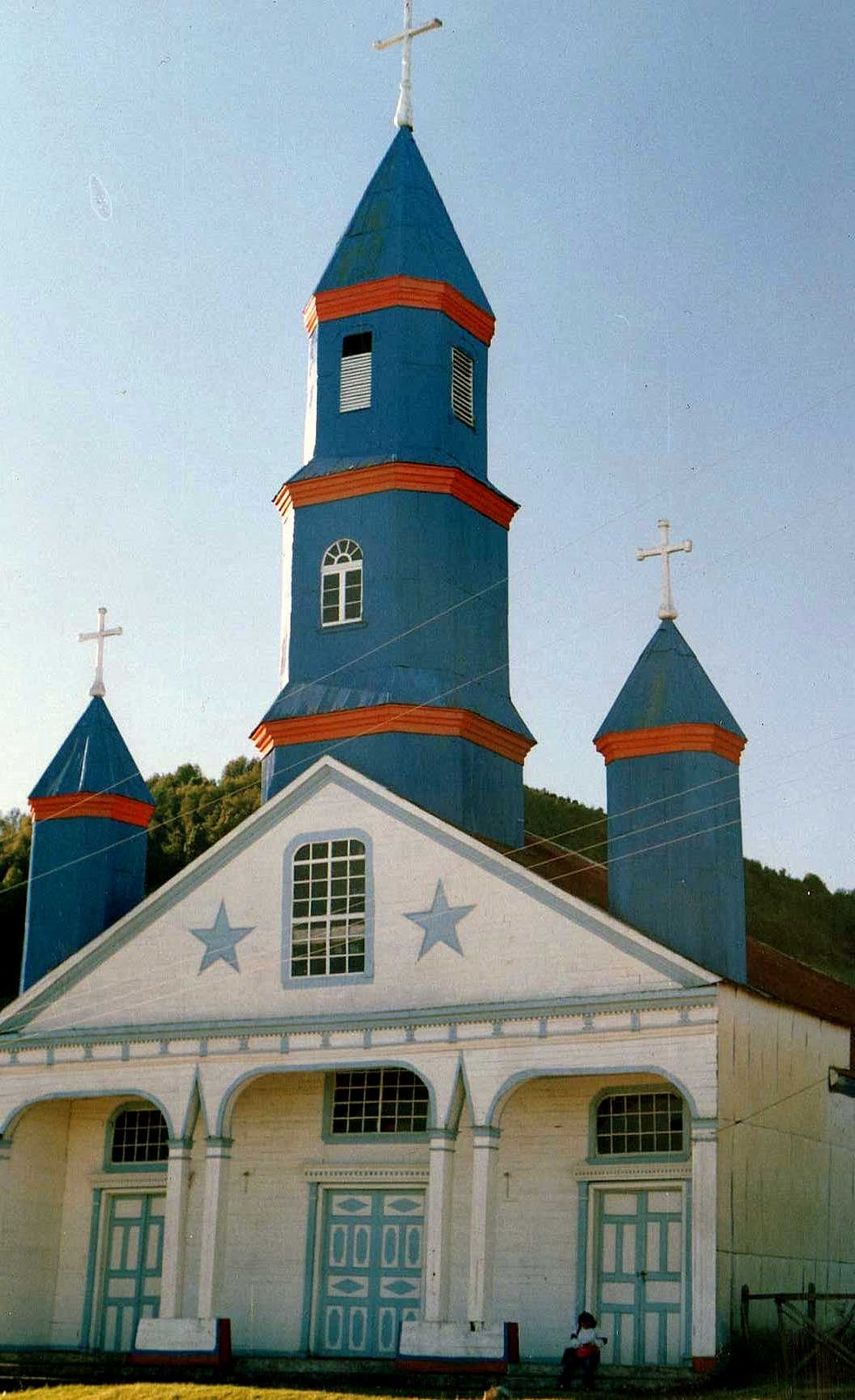 IGLESIAS Y PAISAJES DE SUDAMERICA: Iglesia de Tenaún, Chiloé, Chile