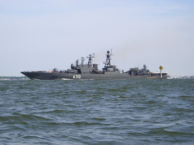 http://1.bp.blogspot.com/_ufJBIZWUfSQ/SRjGtbPJVfI/AAAAAAAAADI/gm4eSjRSZLA/s400/Admiral+Chabanenko.jpg