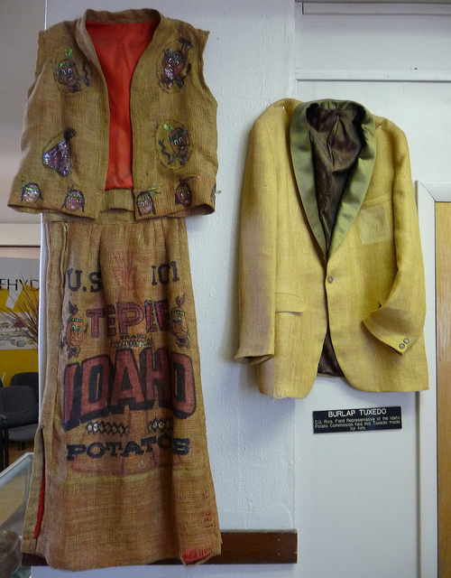 Travel with a Beveridge A rodeo queen's frumpy potato sack dress was