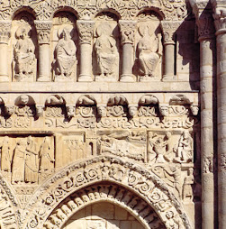 Catedral de Nuestra Señora de Poitiers (detalle de la fachada)