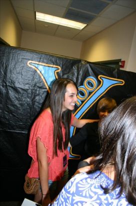 [JBIEBER.COM+Y100+(10).jpg]