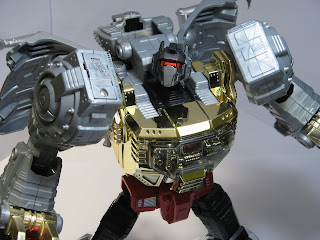 The Cave Collection: Transformers Masterpiece MP-08 Grimlock
