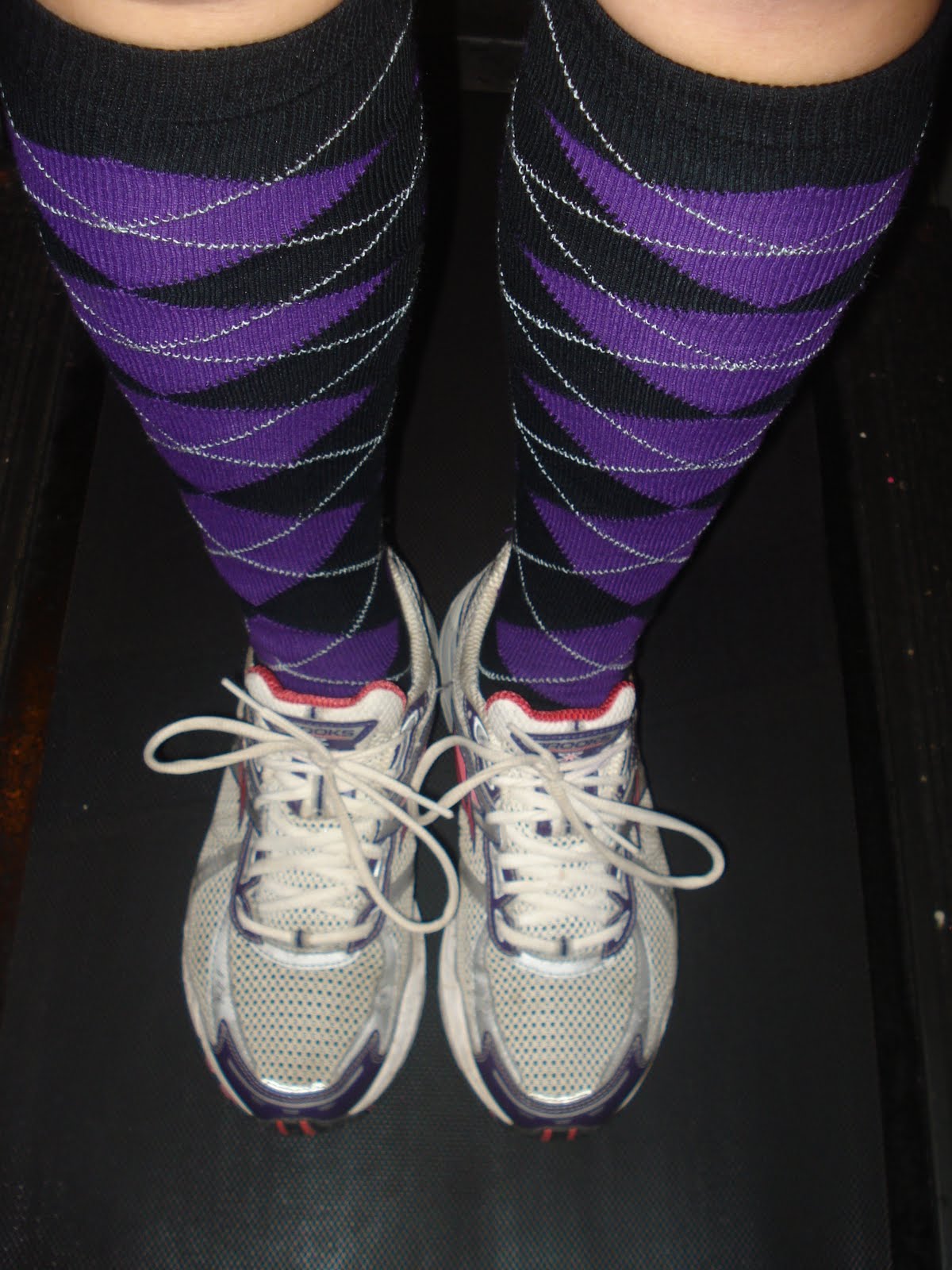 Running Diva Mom Chrissy's Knee High Socks Product Review & Giveaway