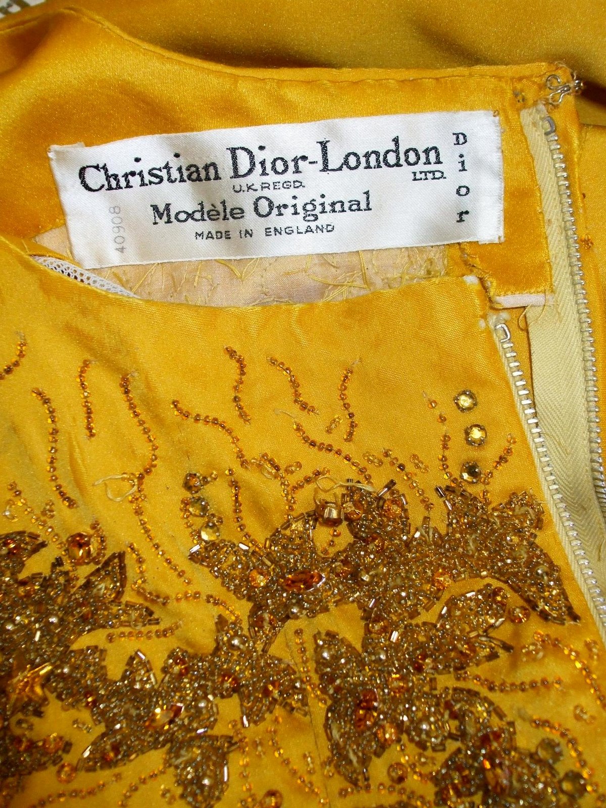 [Angels+Big+Sale+02.JPG]