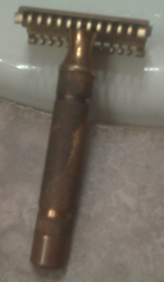 Thoughts From Doe Valley: Old Fasioned Safety Razor