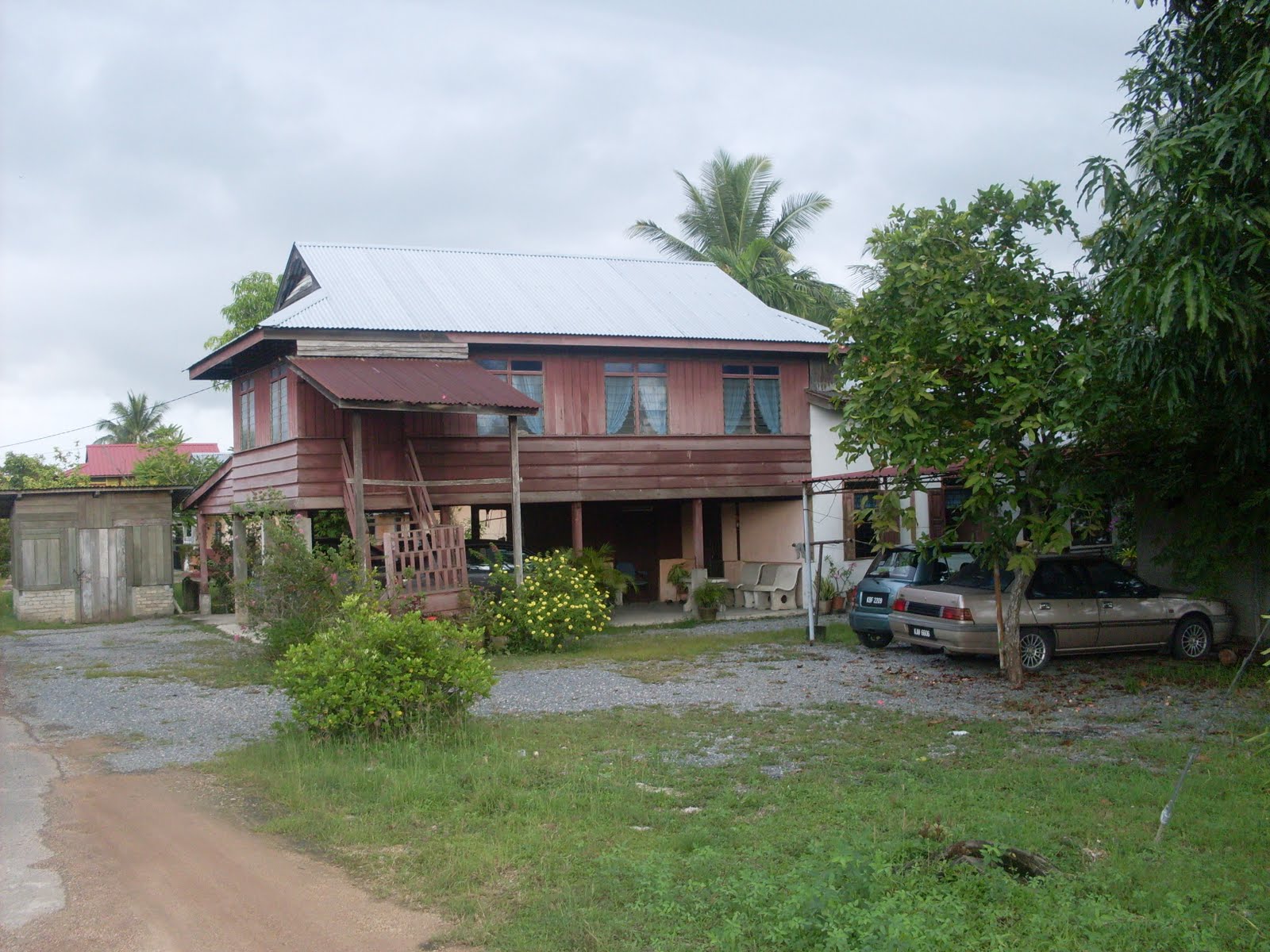 Inspirasi 27+ Rumah Di Kampung Halaman