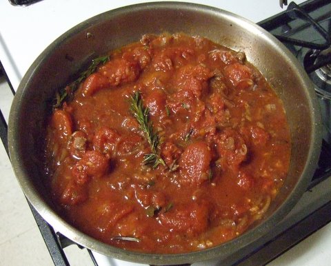 [Sauce+on+Stove.JPG]