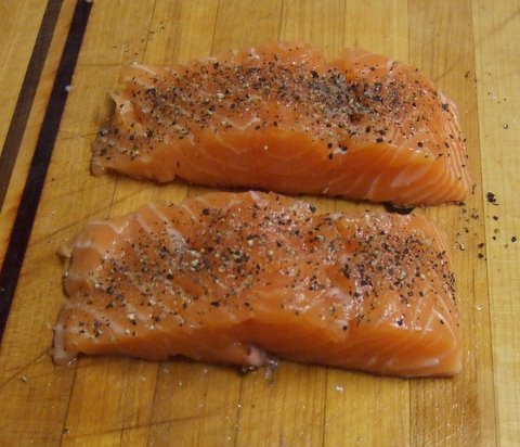 [Salmon+on+Plank.JPG]