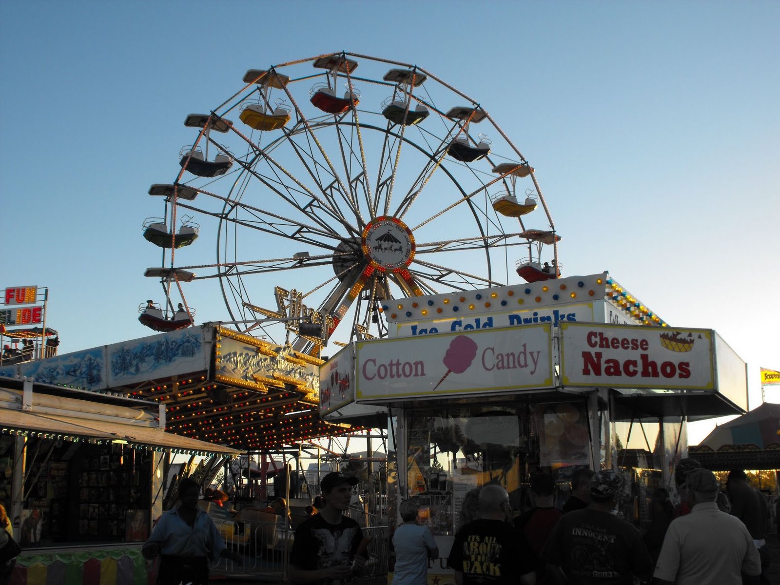 Sara&Grant Labor Day 2010 McArthur Fair