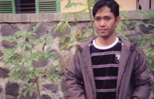 Tembok batu Bendungan Karet