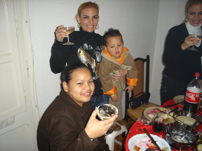 pequi brindando para navidaddd 2007