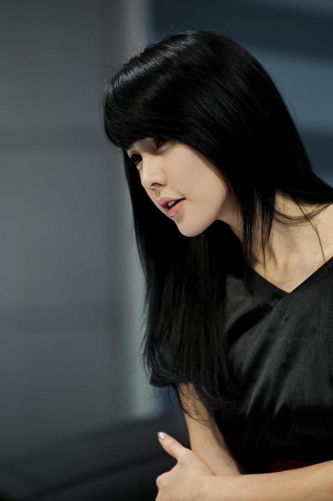 CELEBRITY PROFILE PICTURES: Korea Model Lee Ji Woo