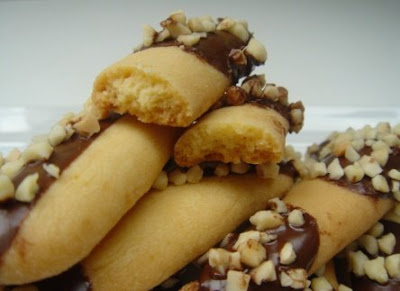 Yochana's Cake Delight! : Chocolate Covered Log Cookies