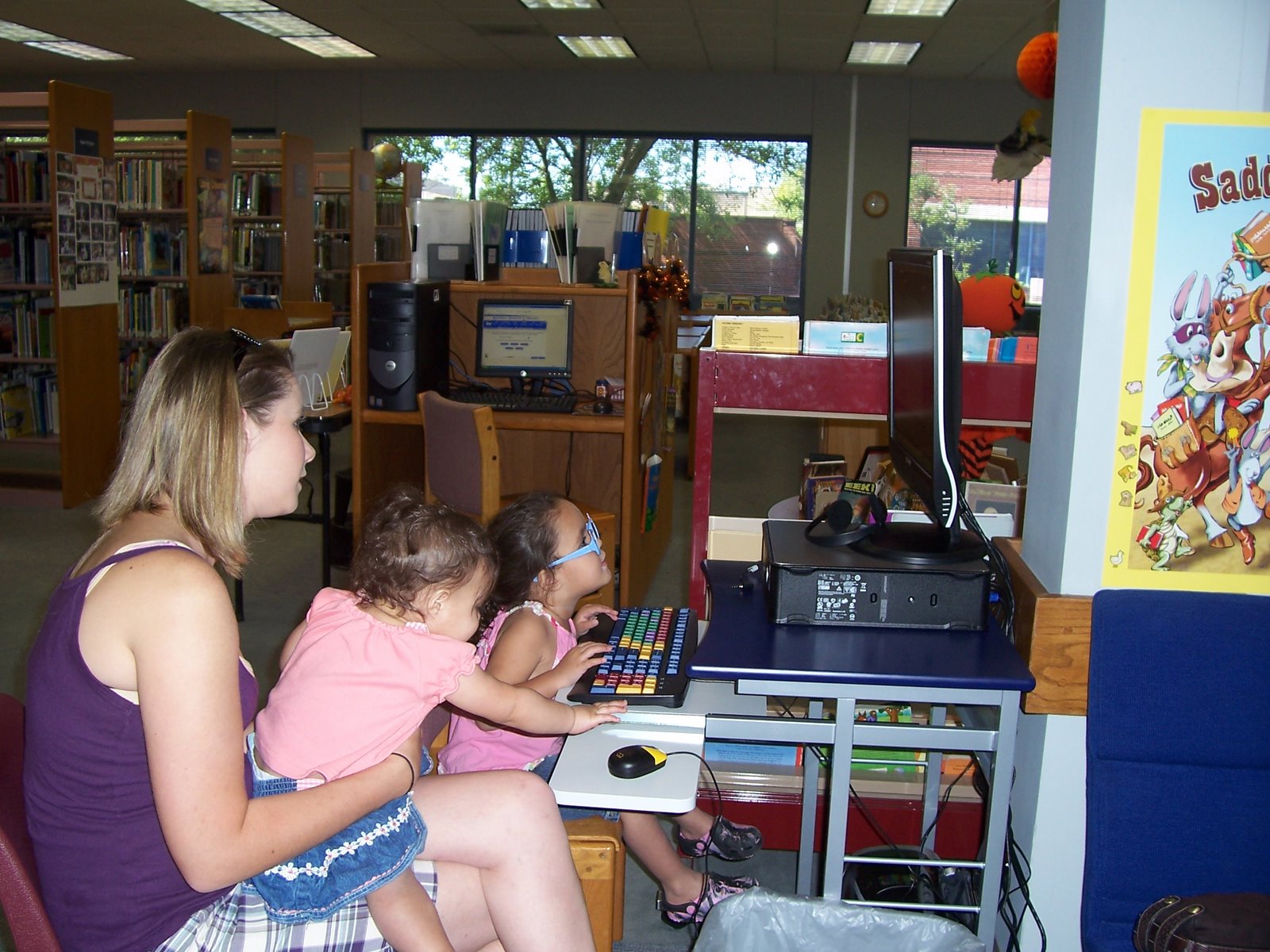 [10-27-2008+Childrens+Services+128.jpg]