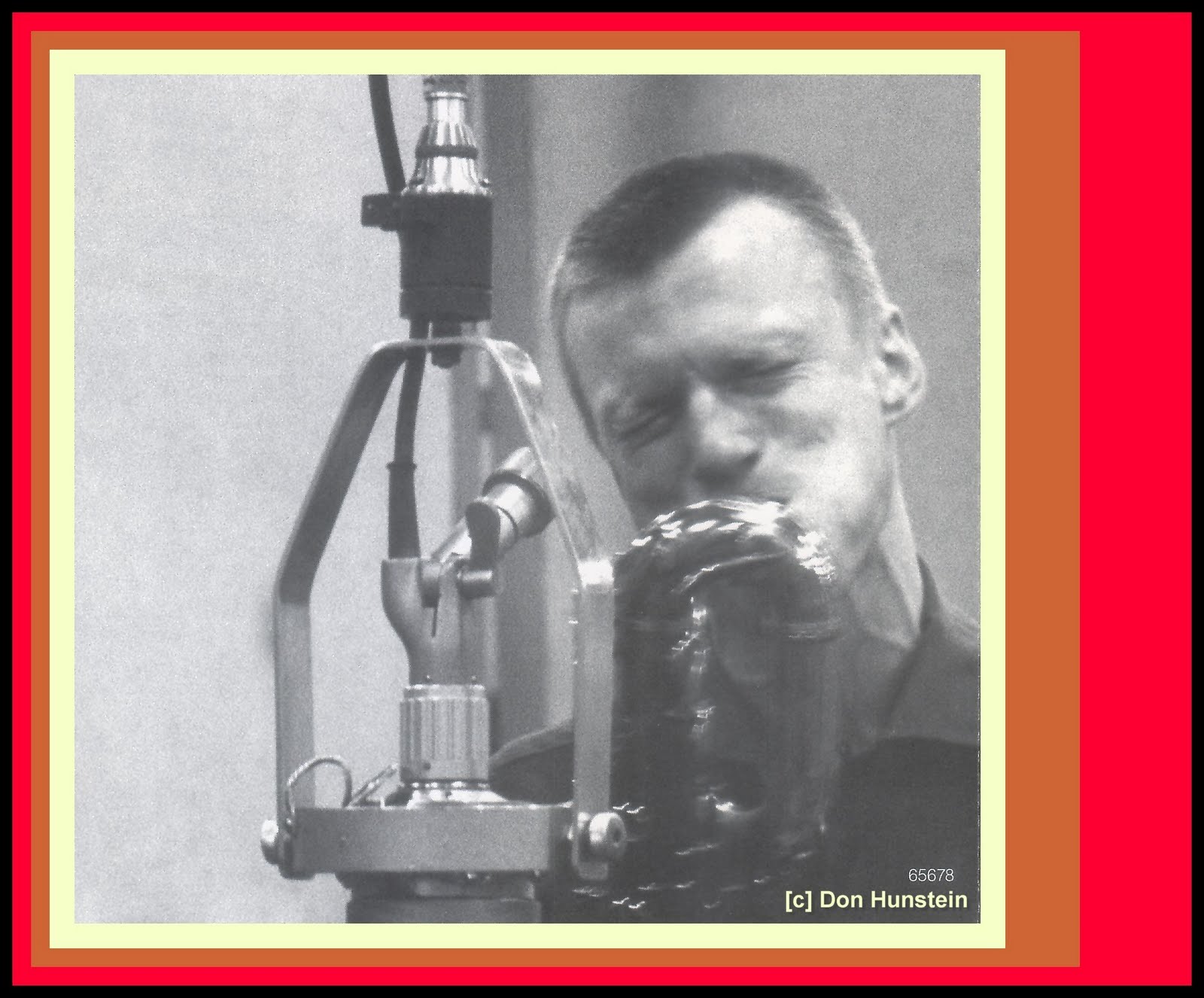 [Gerry+Mulligan+-+Don+Hunstein+2.jpg]