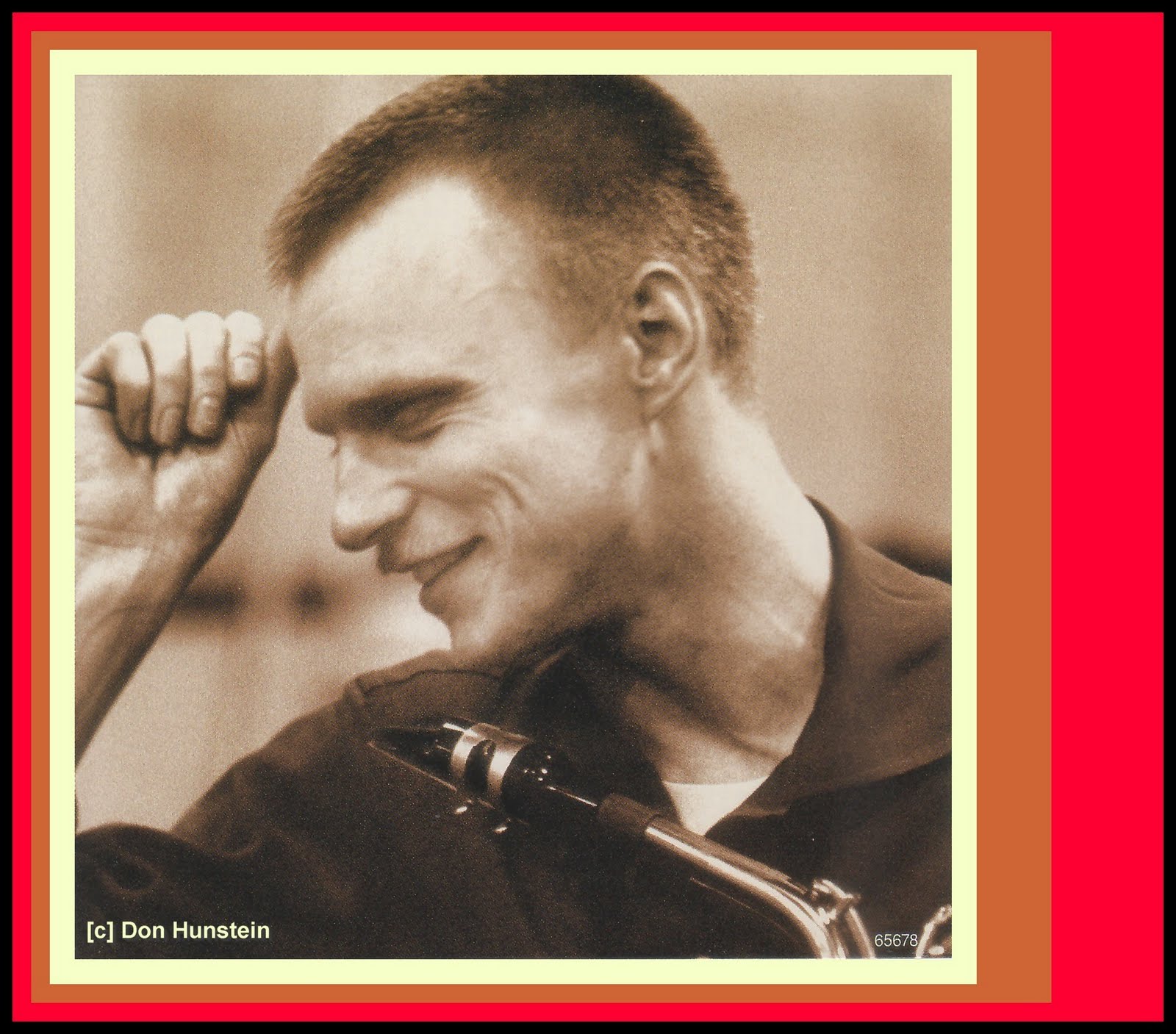 [Gerry+Mulligan+-+Don+Hunstein+1.jpg]