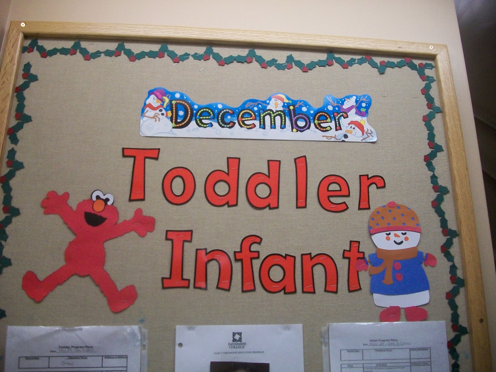 my-creative-cricut-classroom-christmas-bullentin-boards