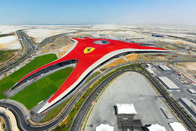 Wall of Secrets: QUE TAL EL FERRARI DE EMIRATOS?