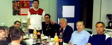 [Naser+Oric+and+Slobodan+Milosevic+2.jpg]
