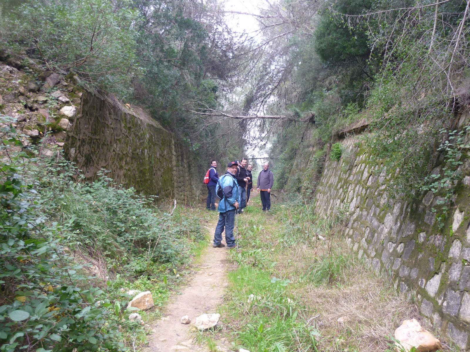 rutas de senderismo realizadas por el grupo avispa. BARRACA DE AGUAS