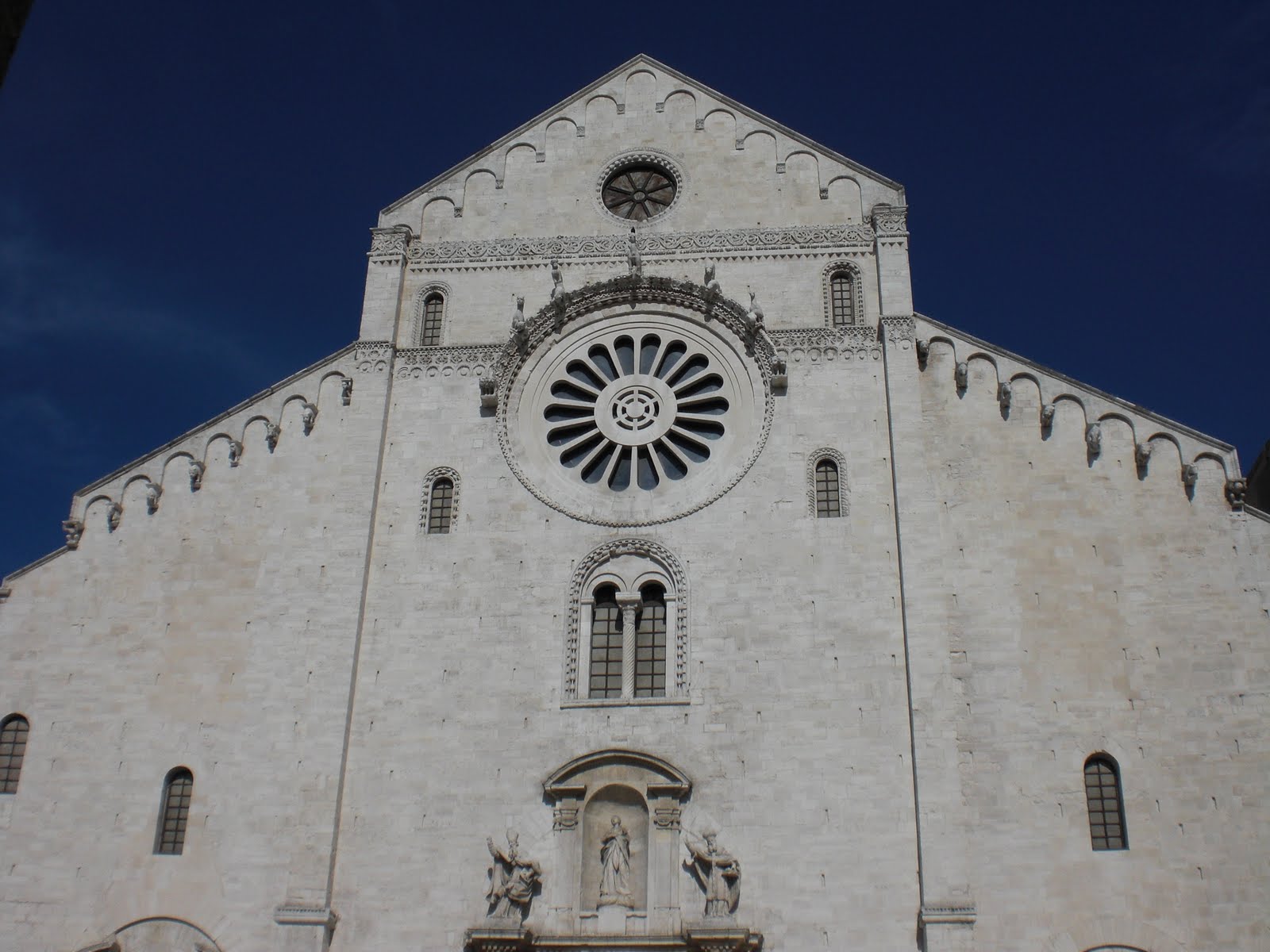 Molfetta Daily Photo: Bari - Cathedral of Saint Sabinus
