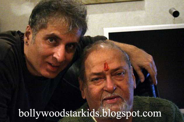Shammi+Kapoor+With+Son+Aditya+Raj+Kapoor.jpg