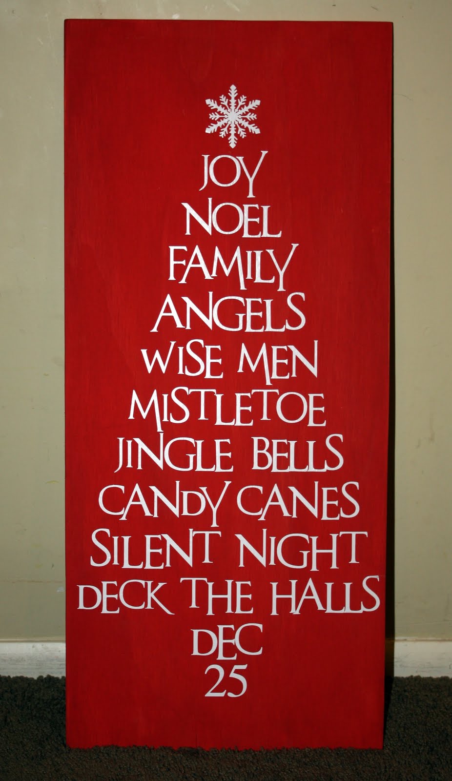 Everything Vinyl Christmas Tree of Words