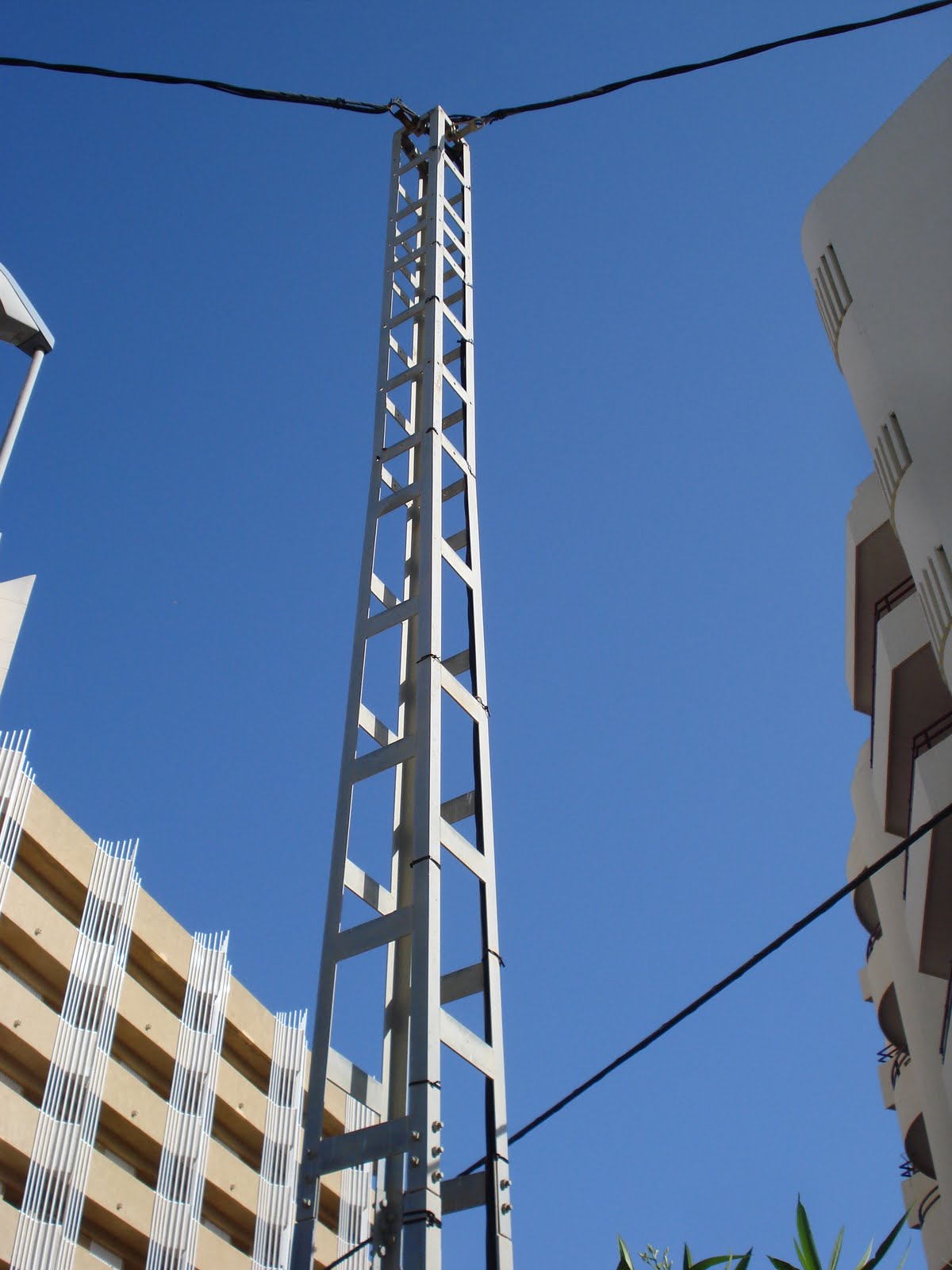 Electricidad/Electricitat Postes de alta y baja tensión (3).