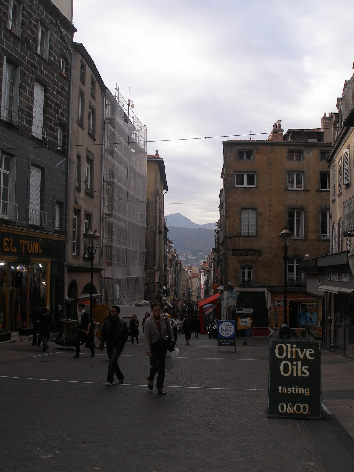 [Clermont-Ferrand+003.jpg]