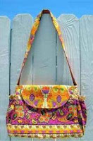 diaper bag with elastic pocket