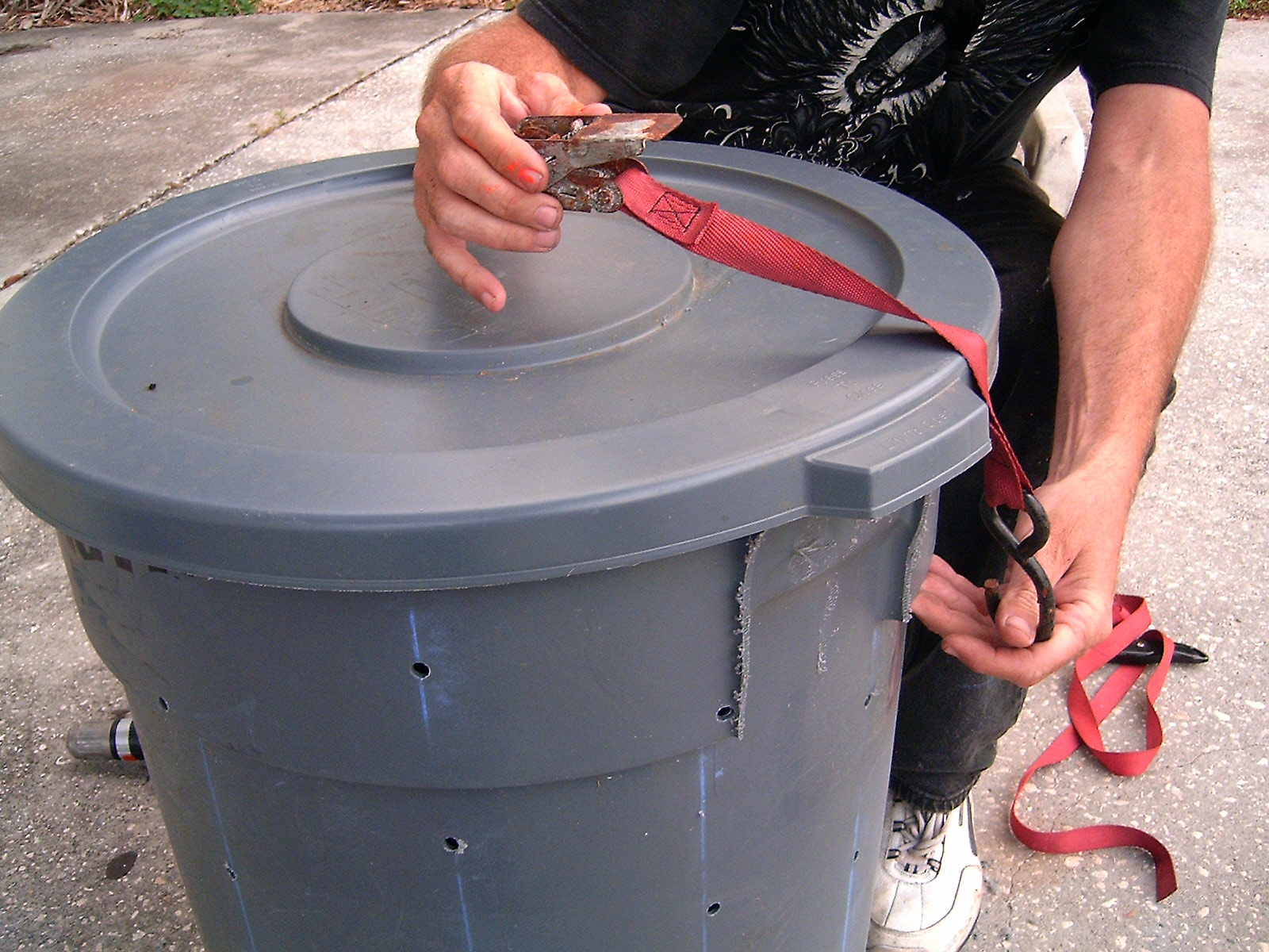 Homestead Light Condensed How to make a cheap rolling compost bin in
