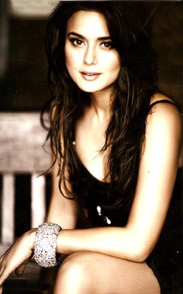 [priety-zinta2.jpg]