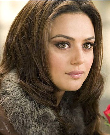 [preity_zinta_126.jpg]