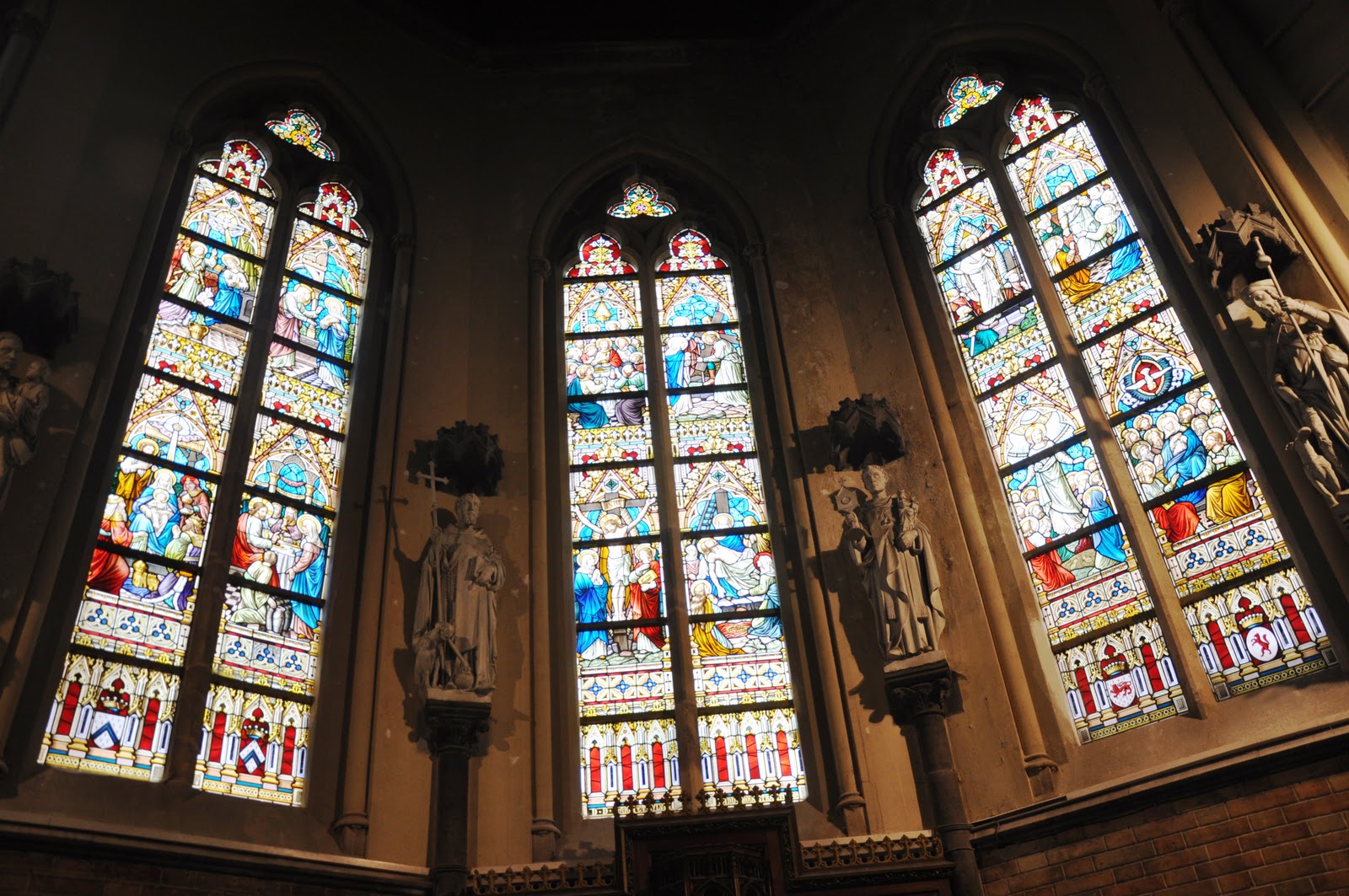 A GREAT EUROPE TRIP PLANNER STAINED GLASS